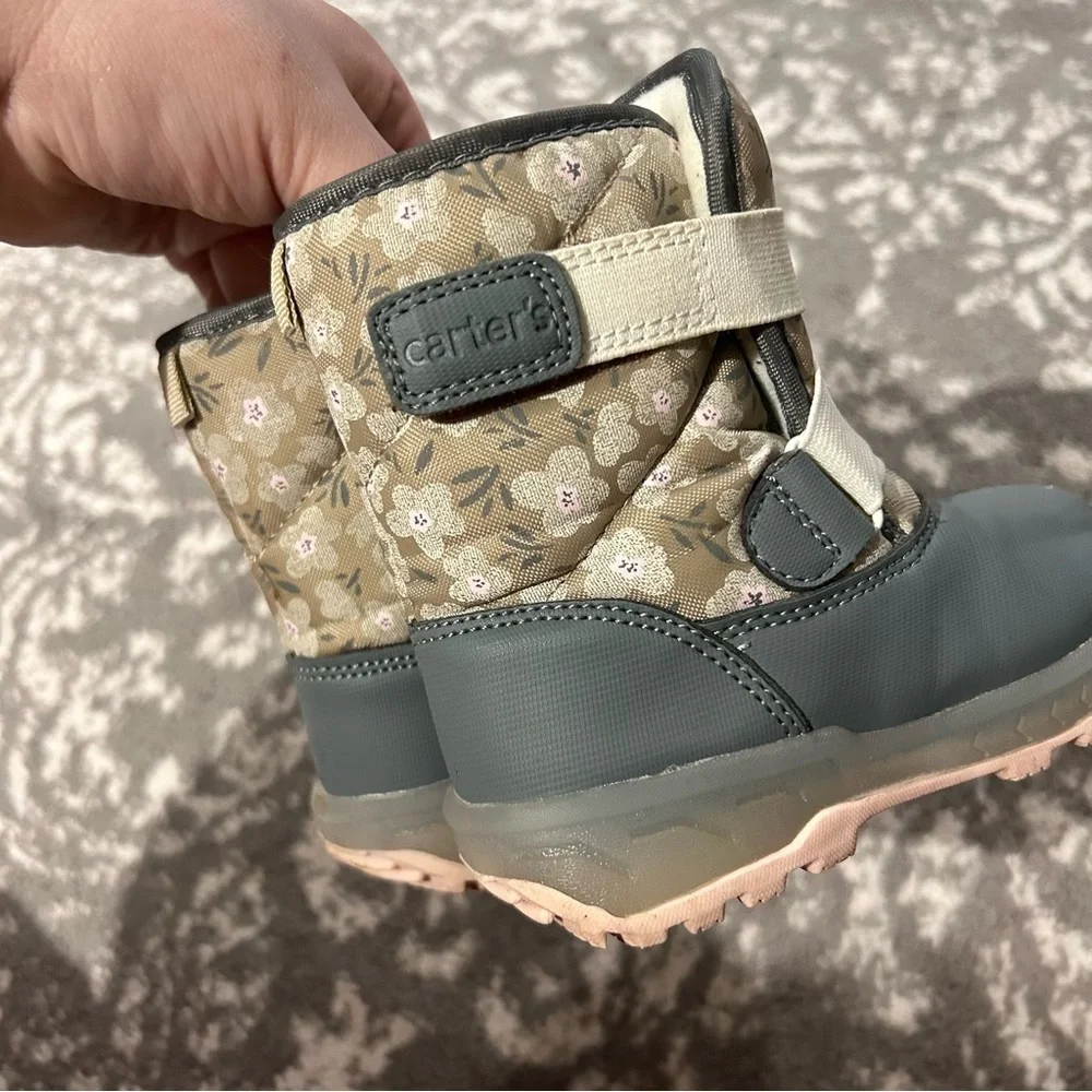 Carters Toddler Girls Legolas Winter Boots Size 8